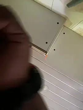 Carameloswing1 online show from April 10, 2026, 9:52 pm