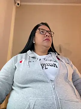 Carameloswing1 online show from April 12, 2026, 11:37 am