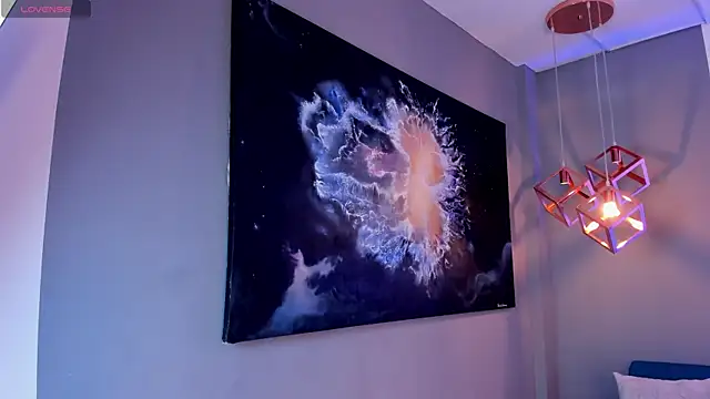 TiffanyHoustton online show from April 19, 2026, 12:15 pm