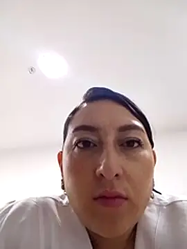 Valeria montana  online show from January 13, 2026, 11:37 am