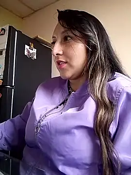 Valeria montana  online show from February 8, 2026, 10:24 pm