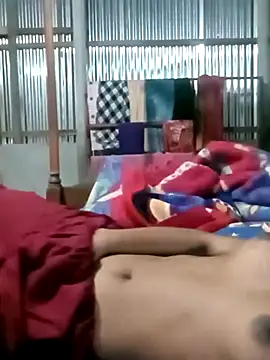 naughtygirl96 online show from April 17, 2026, 11:08 pm