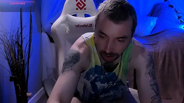 shaun white online show from December 14, 2025, 11:04 am