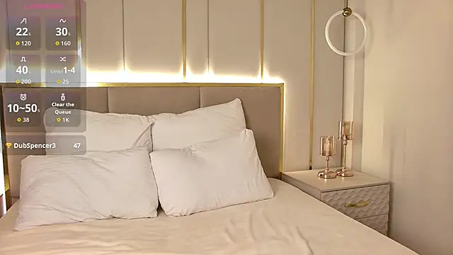 Snapshot of LisaDeviss chatting on December 20, 2025, 6:53 am LisaDeviss online show from December 20, 2025, 6:53 am