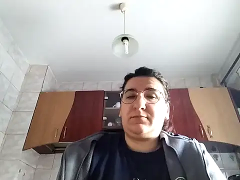 Dana92va online show from February 20, 2026, 8:27 am