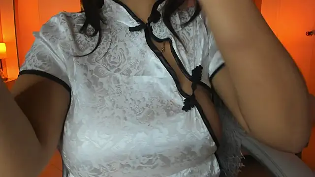 Snapshot of Zoei_Moon chatting on April 27, 2026, 7:01 pm Zoei Moon online show from April 27, 2026, 7:01 pm