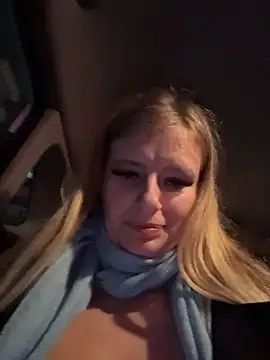 Snapshot of Betsy chatting on January 31, 2026, 7:11 pm Betsy online show from January 31, 2026, 7:11 pm