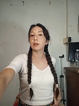 Snapshot of Cristal_azul777 chatting on July 21, 2026, 1:30 am Cristal azul777 online show from July 21, 2026, 1:30 am