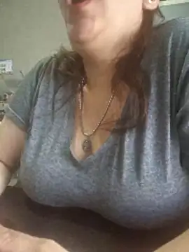 Snapshot of misty_girl93 chatting on December 3, 2025, 12:47 pm misty girl93 online show from December 3, 2025, 12:47 pm