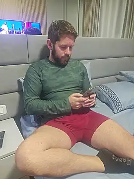 Snapshot of RipMyUnderwear chatting on June 19, 2026, 1:15 pm RipMyUnderwear online show from June 19, 2026, 1:15 pm