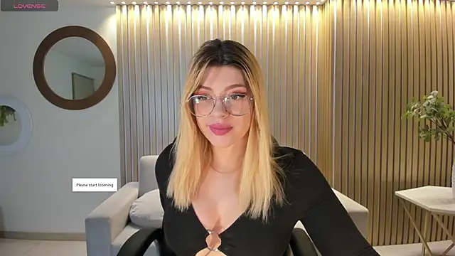 MadisonKane online show from May 2, 2026, 11:15 am