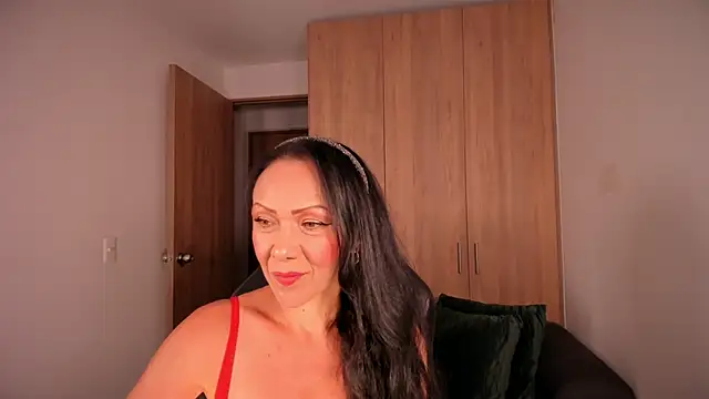 Cleoember  online show from March 28, 2026, 3:39 am