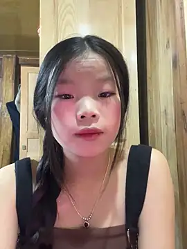 Heni-a online show from December 19, 2025, 2:29 am