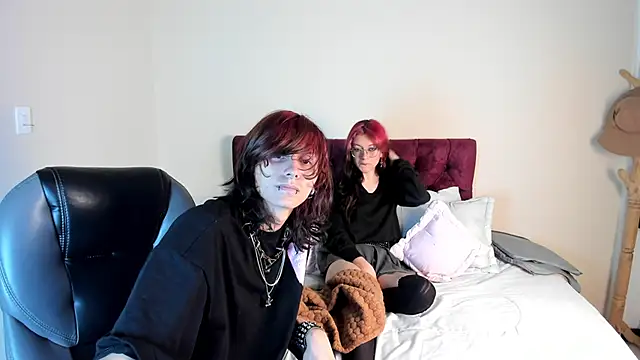 Eros Nyx  online show from February 11, 2026, 4:39 am