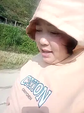 sary-hot2x online show from December 19, 2025, 3:02 am