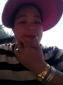 Snapshot of AlilaK2 chatting on February 6, 2026, 7:12 am AlilaK2 online show from February 6, 2026, 7:12 am