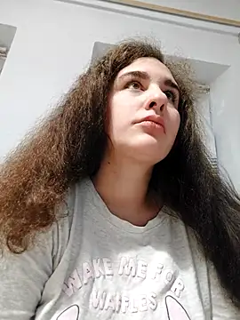 Melisa1  online show from December 18, 2025, 5:24 am