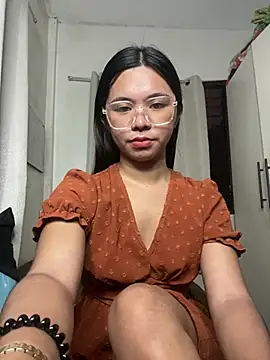 Snapshot of voganmarie chatting on February 10, 2026, 9:41 pm voganmarie online show from February 10, 2026, 9:41 pm