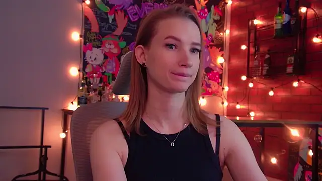 Megan Rodgers online show from April 22, 2026, 5:47 pm