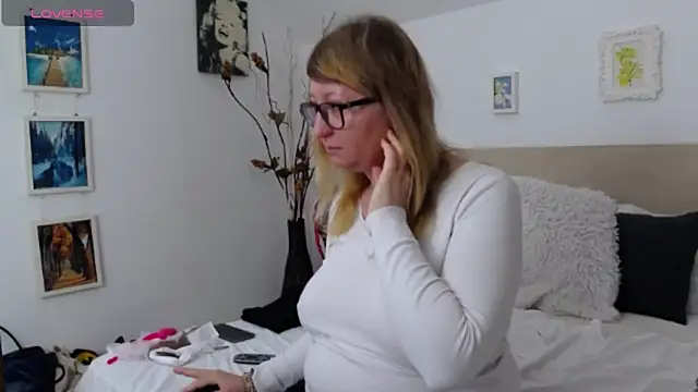 OlgaPavlova online show from January 15, 2026, 11:15 am