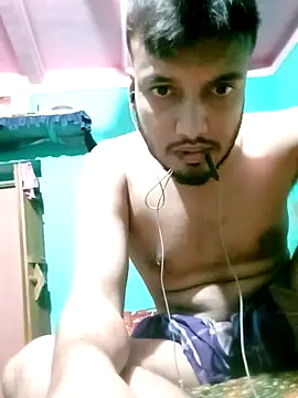 sexeyboy332 online show from July 12, 2026, 4:09 pm