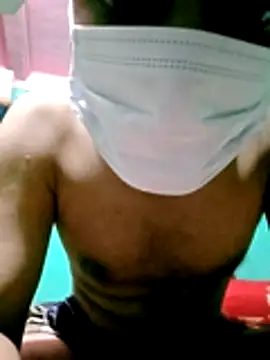 sexeyboy332 online show from July 14, 2026, 11:32 pm