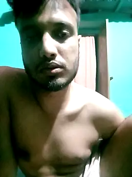 sexeyboy332 online show from July 26, 2026, 4:14 pm