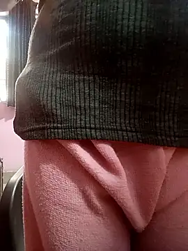 Tanya Sharma98 online show from December 17, 2025, 6:41 am