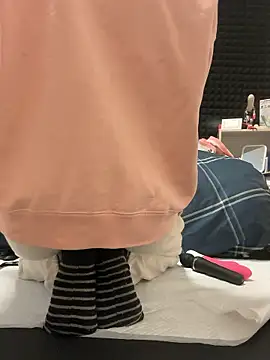 Snapshot of rin_rin_rin_rin chatting on April 1, 2026, 4:13 am rin rin rin rin online show from April 1, 2026, 4:13 am