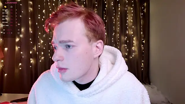 Snapshot of Kristenegor chatting on December 18, 2025, 10:21 am Kristenegor online show from December 18, 2025, 10:21 am