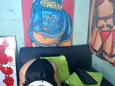 Indianzaraxxx online show from January 7, 2026, 5:37 pm