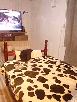 ellgatit online show from December 17, 2025, 11:55 pm