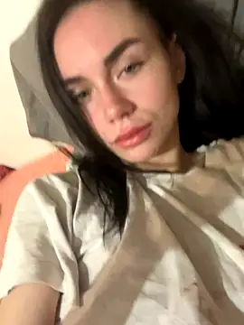 Snapshot of JeslyBoutensx chatting on December 4, 2025, 12:20 am JeslyBoutensx online show from December 4, 2025, 12:20 am