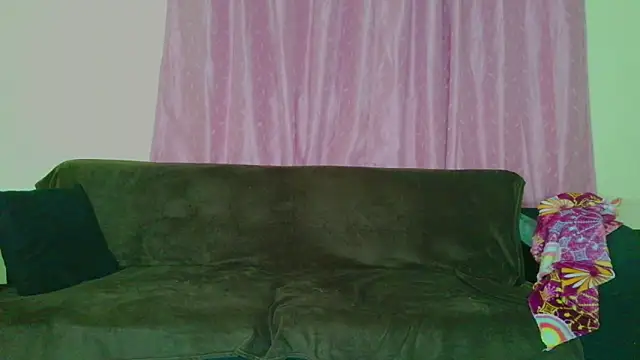 joyshe  vergara online show from December 17, 2025, 4:18 am