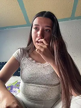 Alix Rousses21 online show from January 10, 2026, 7:04 pm