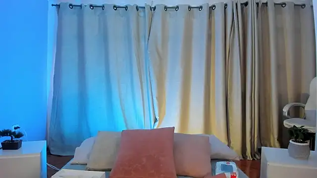 Snapshot of Amy_Parkker chatting on April 8, 2026, 12:49 pm Amy Parkker online show from April 8, 2026, 12:49 pm