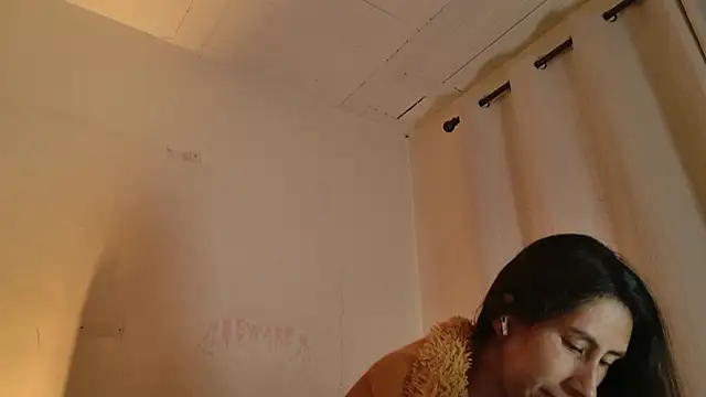 MoonLipsON- online show from July 28, 2026, 5:58 am