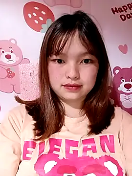 Snapshot of Miina-2000 chatting on December 4, 2025, 6:44 am Miina-2000 online show from December 4, 2025, 6:44 am