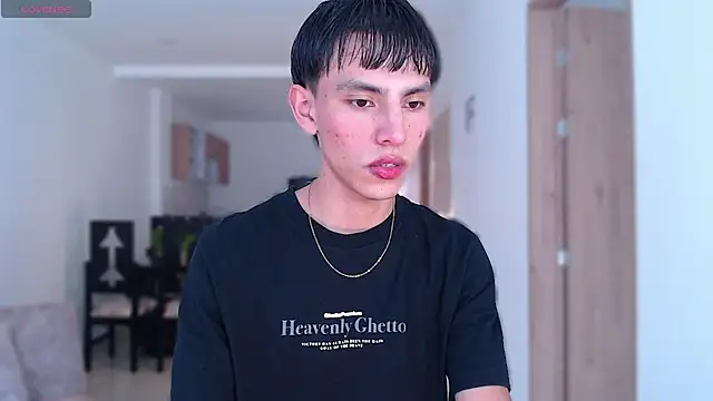 Snapshot of andrew_courtzz chatting on January 18, 2026, 10:13 pm andrew courtzz online show from January 18, 2026, 10:13 pm