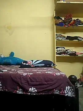 Preeti345 online show from December 16, 2025, 7:35 am