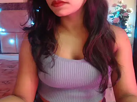 Lola Bebe online show from April 9, 2026, 4:45 am