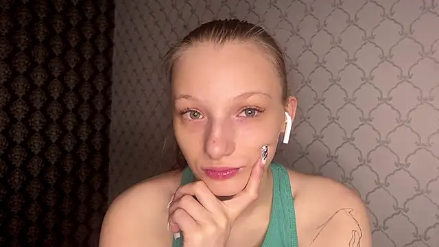 Cleonoth2o online show from March 8, 2026, 6:12 pm