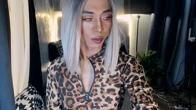 TsBlackHORSECOCKcalix online show from April 19, 2026, 3:22 pm