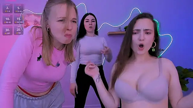 jenna elayne online show from April 19, 2026, 12:26 pm