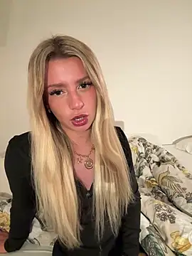 lilavv online show from February 27, 2026, 7:25 pm