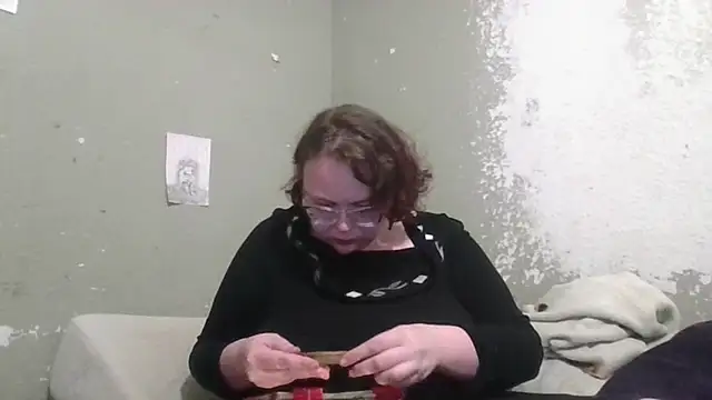 Snapshot of Rentastnrgurl chatting on December 14, 2025, 11:31 pm Rentastnrgurl online show from December 14, 2025, 11:31 pm