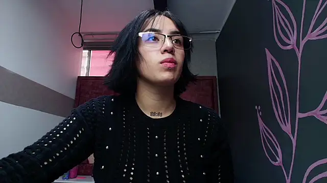 Snapshot of Kiara_Fox__ chatting on April 27, 2026, 8:51 pm Kiara Fox online show from April 27, 2026, 8:51 pm
