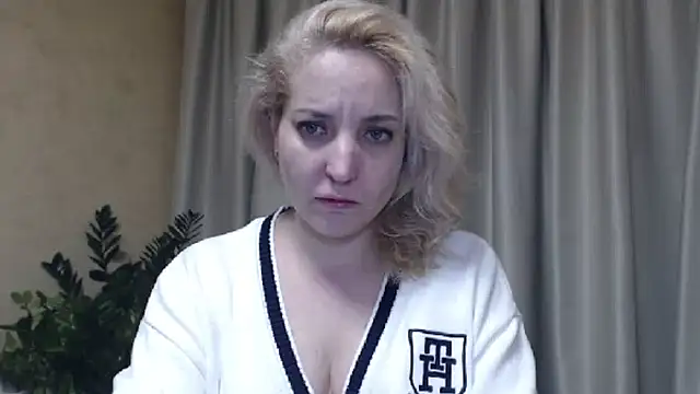 sweetpussy online show from January 17, 2025, 3:11 pm