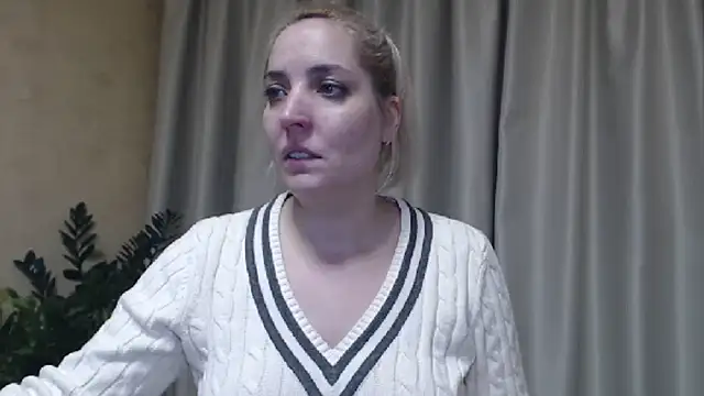 sweetpussy online show from February 1, 2025, 6:08 pm