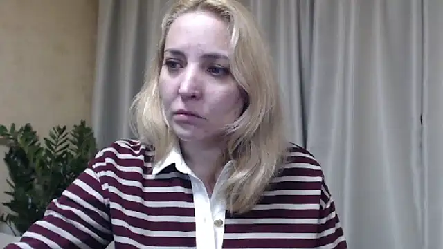 sweetpussy online show from March 27, 2026, 3:56 pm